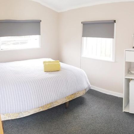 Emma'S Cosy City Hideaway Nelson Esterno foto